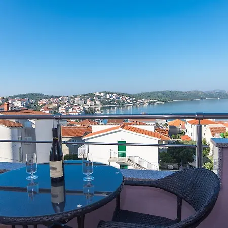 Jaman Ivan Apartamento *